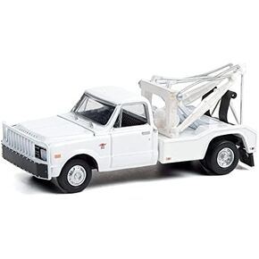 GreenLight Dually Drivers 46070-A Dually Drivers Series 7 - 1968 Chevy C-30 Dually Wrecker - White 1:64 Scale