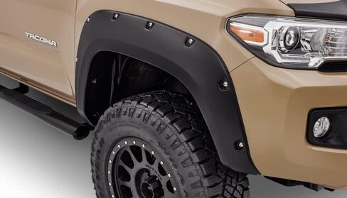 Bushwacker 30047-02 جيب أسود/نمط برشام بلمسة نهائية ناعمة مشاعل أمامية لسيارة 2016-2021 Toyota Tacoma in Saudi Arabia