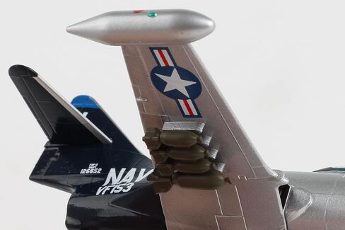 طابع بريد دارون F9F النمر فضي/أسود 1/100 in Saudi Arabia