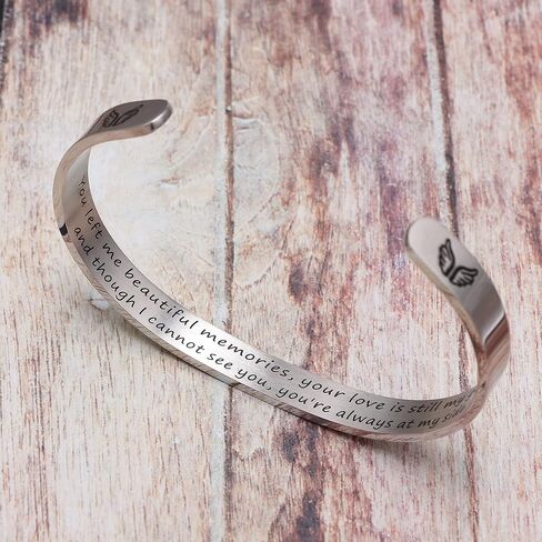 هدية تذكارية من JoycuFF لفقدان من أحببت هدية فراشة للأم المفقودة والأب من الفولاذ المقاوم للصدأ مجوهرات منقوشة تقول أنك تركت لي ذكريات جميلة، حبك هو دليلي... in Kuwait