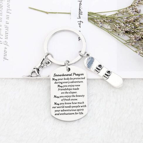 WSNANG Snowboarding Keychain Snowboarder Gift Snowboard Lover Gifts Snowboarder Team Gift Winter Sports Ski Keychain in Saudi Arabia