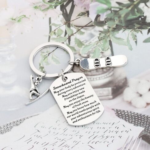 WSNANG Snowboarding Keychain Snowboarder Gift Snowboard Lover Gifts Snowboarder Team Gift Winter Sports Ski Keychain in Saudi Arabia
