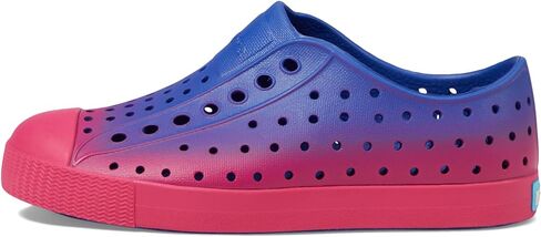 Native Shoes Kids Jefferson Sugarlite Ombre (طفل كبير) - جزء علوي من مادة EVA مثقوب - مقدمة مستديرة - طراز سهل الارتداء مغامرة أزرق/وردي التوت/Adventure Radberry Ombre 5 Big Kid M in Saudi Arabia
