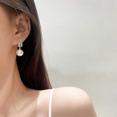 W WEILIRIAN Vintage Pearl Dangle Earrings Pearl Drop Earrings Crystal Bar Stud Earrings Gold Pearl Bead Earrings Pearl Wedding Earrings Jewelry for Women and Girls (Gold) in Saudi Arabia