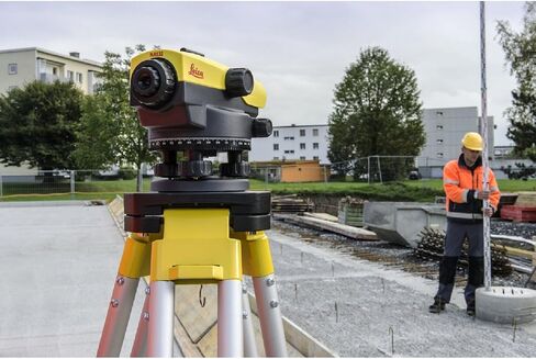 Leica Geosystems 840386 NA532 Automatic Optical Level Yellow in Saudi Arabia
