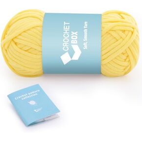 Yarn for Crocheting, Avocado Green Yarn for Knitting, Beginner Friendly, Easy to Use, #4 Medium Weight Yarn with Pattern, Thoughtful Gift for Friends, Family(50g, 55yd)