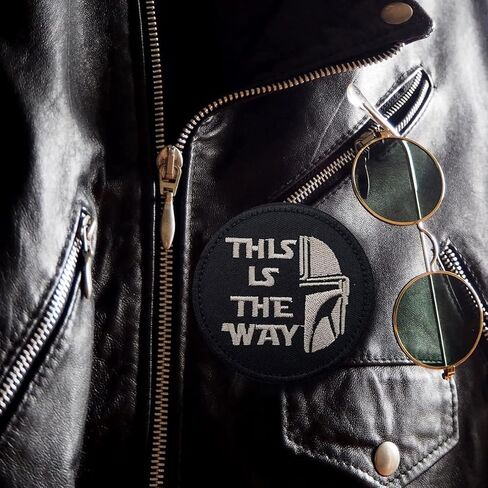 Mandalorian This is The Way رقعة فنية مستوحاة من الخوذة الكاملة، خطاف وحلقة دعم رقعات قماشية مطرزة عسكرية تكتيكية لحقيبة الملابس وقبعة الظهر، 3.15 بوصة (عبوتان)... in Kuwait