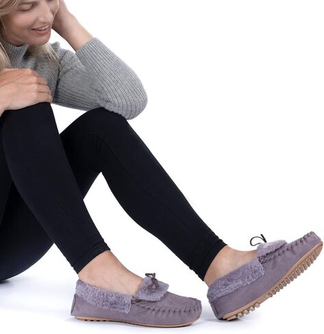RockDove Women's Naomi Faux Fur Moccasin Slipper in Saudi Arabia