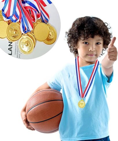 12 قطعة من ميداليات كرة القدم المعدنية الذهبية مع قلادات شريطية للرياضة والألعاب والمنافسة ومكافآت الطلاب وعروض المواهب والحفلات ومفضلات الحفلات أو الديكور in Kuwait