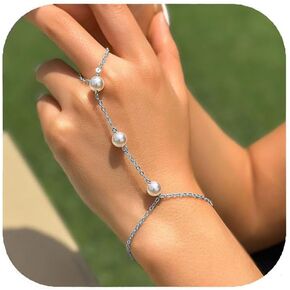 Gold Hand Chain Bracelets for Women Pearl Finger Ring Bracelet Rhinestone Hand Chain Ring Bracelets Bracelet Wedding Party Hand Jewelry for Women and Girls
