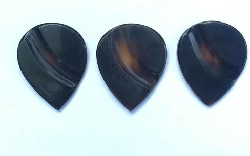 يختار الغيتار Plectrum الأسود القرن قبضة نموذج اليدوية مجموعة من 4 قطع in Saudi Arabia
