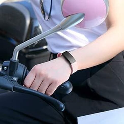4 عبوات من أساور السيليكون المتوافقة مع سوارين Fitbit Inspire 2 وInspire HR وInspire Bands للنساء والرجال، سوار معصم رياضي بديل لـ Inspire 2 Strap للأطفال Inspire HR متتبع اللياقة البدنية للأولاد والبنات in Kuwait