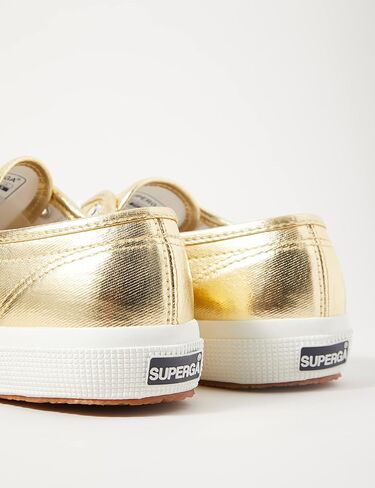 أحذية رياضية للرجال من Superga ذات رقبة منخفضة in Saudi Arabia
