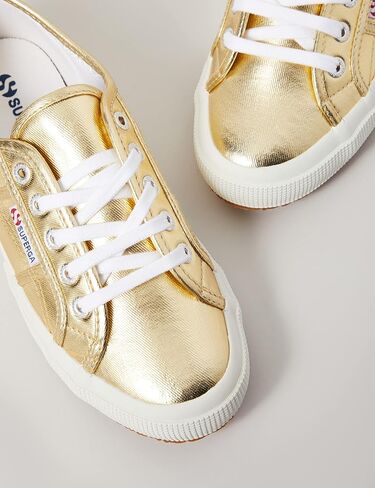 أحذية رياضية للرجال من Superga ذات رقبة منخفضة in Saudi Arabia