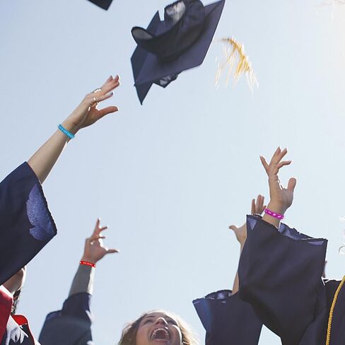 24 عبوة من لوازم حفلات التخرج من الأساور المطاطية in Kuwait