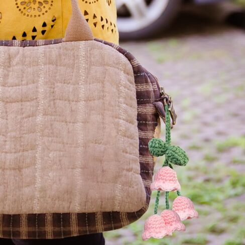 إكسسوارات مرآة الرؤية الخلفية للسيارة من AFUNTA Bellflower، قطعتان من إكسسوارات السيارة اللطيفة، إكسسوارات تعليق مرآة السيارة محبوكة يدويًا للنساء من الداخل in Kuwait