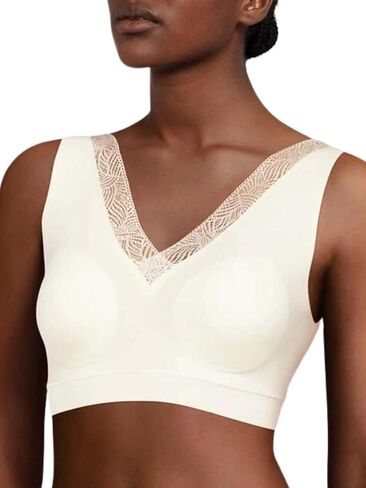 SoftStretch Padded Bra Top with Hook and Eye in Saudi Arabia