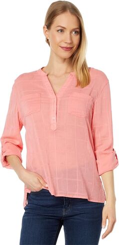 Carve Designs Women's Dylan Textured Shirt in Saudi Arabia