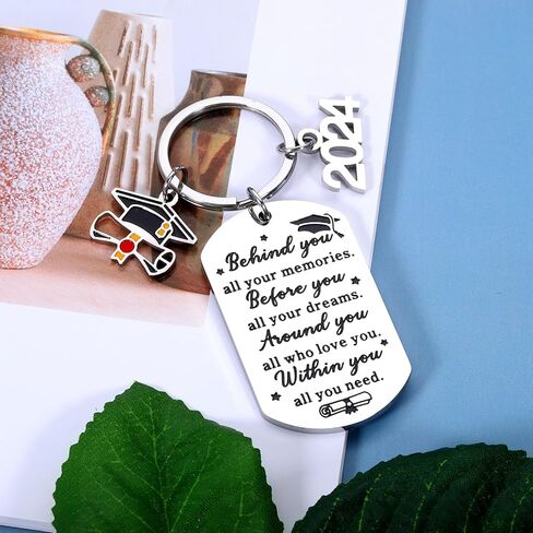 فئة من 2024 هدايا التخرج لها لكبار السن 2024 سلسلة مفاتيح التخرج هدايا الكلية العليا في المدرسة الثانوية هدايا تخرج فريدة من نوعها بالجملة لابنة ابن المراهقين الفتيات الفتيان الذكور ممرضة المعلم الهدايا in Kuwait