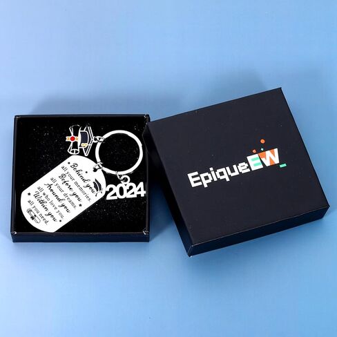 فئة من 2024 هدايا التخرج لها لكبار السن 2024 سلسلة مفاتيح التخرج هدايا الكلية العليا في المدرسة الثانوية هدايا تخرج فريدة من نوعها بالجملة لابنة ابن المراهقين الفتيات الفتيان الذكور ممرضة المعلم الهدايا in Kuwait