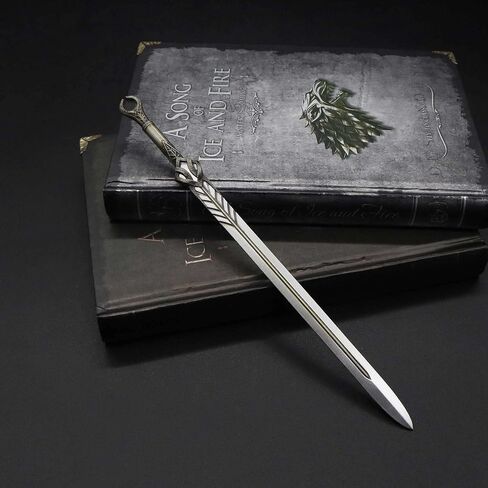 ألعاب معدنية إنغريد السيف سلسلة مفاتيح معدنية صغيرة قلادة سبيكة نموذج ألعاب هدية ديكور غرفة اللعب هدية in Kuwait