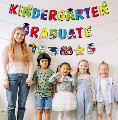 لافتة خريجي رياض الأطفال الملونة 2024 لافتة رياض الأطفال غراد جارلاند للأطفال 2024 ديكورات حفلات التخرج لتزيين المنزل والمدرسة in Kuwait