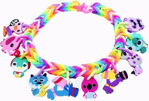 مجموعة الأطعمة Rainbow Loom® Loomi-Pals القابلة للتجميع، تتميز بـ 30 قطعة سحرية غامضة لطيفة ذات طابع طعام و600 شريط مطاطي ملون، كل ذلك في حقيبة قابلة للإغلاق، هدايا رائعة للأولاد والبنات بعمر 7 سنوات فما فوق in Kuwait
