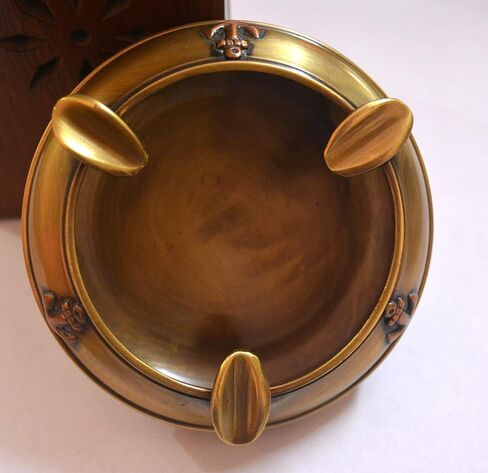 Handcarved Round Brass Antique Ashtray Nautical Inspired Cigarette Ash Holder in Saudi Arabia