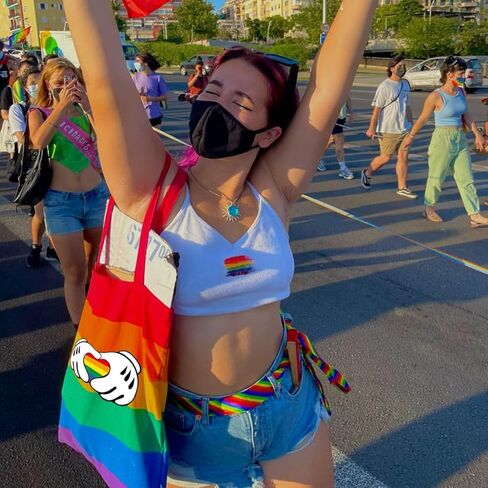 ملصقات رقعات نقل حرارية بألوان قوس قزح مزينة بنقل الحرارة وديكور موكب الفخر للنساء والرجال (أ) in Kuwait