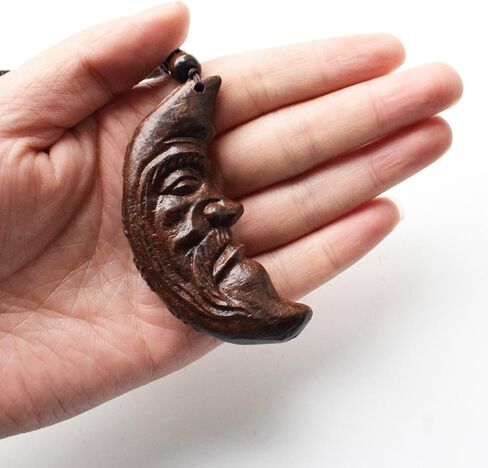 قلادة حرفية خشبية مصنوعة يدويًا على شكل سمكة شعبية لفستان السترة وملابس الترفيه/إكسسوارات الملابس/قلادة تزيين المنزل - سمكة ذيل منحنية in Kuwait