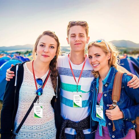 100 مجموعة من الحبال ذات الألوان الصلبة مع حامل شارة الهوية، حبال الرحلات البحرية المتينة مع حامل شارة الهوية المقاومة للماء، حامل شارات الاسم مع حبال للكبار والأطفال، بطاقات الهوية المدرسية (أسود) in Kuwait