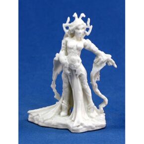 REAPER Shaeress, Dark Elf Queen (1) Miniature
