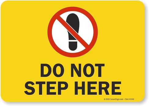 SmartSign - S2-0762-EU-10 ملصق "لا تخطو هنا" | فينيل مصفح مقاس 7 × 10 بوصة in Saudi Arabia