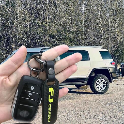سلسلة مفاتيح السيارة متوافقة مع Toyota FJ Curise، سلسلة مفاتيح السيارة للرجال والنساء ملحقات حلقة المفاتيح هدية العائلة (أسود) in Kuwait