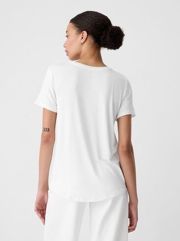 GAP Women's Luxe Short Sleeve Crew Neck T-Shirt in Saudi Arabia