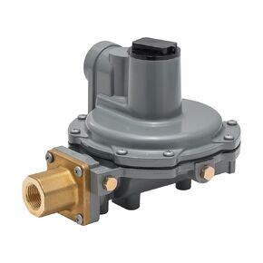 R632A-HCFXA Integral 2-Stage Regulator, POL" x 1/2" NPT, 9-13" w.c. Spring, Vent Opposite Taps