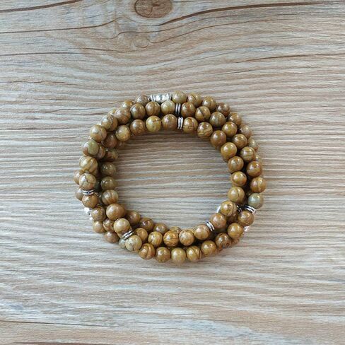 سوار يوغا مالا من الخرز الطبيعي 108 مع سحر اللوتس (حبة خشبية) in Kuwait