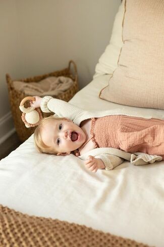 Wooden Baby Rattle - Bunny Handcrafted Newborn Toys 0-6 Months - Organic Crochet Stuffed Animal Sensory Toy for Girls & Boys - Cute Baby Shower Gift (Bunny) in Saudi Arabia