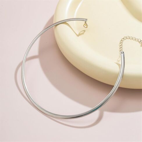 Vintage Gold/Silver Choker Necklace for Women,Dainty Simple Bolt Fishbone Necklaces 14K Gold Plated Snake Chain Necklace in Kuwait