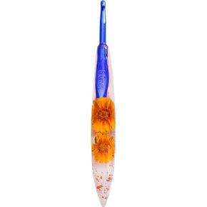 Tamatin Crochet, Limited Edition Crochet Hook with Ergonomic Resin Handle, Natural Flowers (4mm)