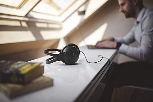 Philips Stereo Over-Ear Headphones SHP1900/10 Hi-Fi Headphones with Cable (Adjustable Headband, Large earpieces, Lightweight Design, 2-m Cable) Black in Kuwait