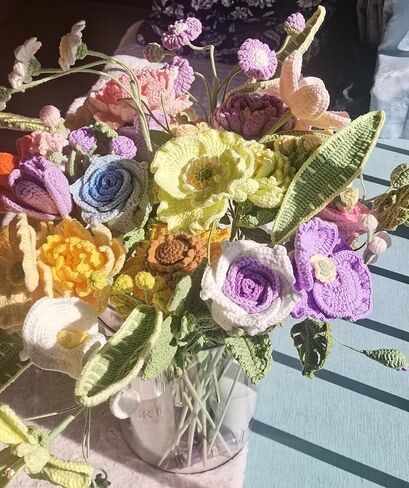 Christmas Birthday Gifts for Women Men Crochet Sunflower Stocking Stuffers Basket Cute Office Desk Decor Son Mom Dad Daughter Nurse Teacher Boss Coworkers Emotional Inspirational Support in Kuwait