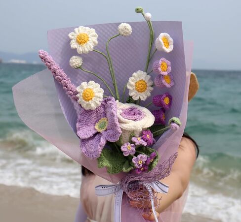 Christmas Birthday Gifts for Women Men Crochet Sunflower Stocking Stuffers Basket Cute Office Desk Decor Son Mom Dad Daughter Nurse Teacher Boss Coworkers Emotional Inspirational Support in Kuwait