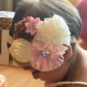 Kercisbeauty Baby Girls Lace Shabby Headband for Babies Toddler Pink Flower Head wear with Rhinestones for Toddler Photography Holiday Sunday Headband
