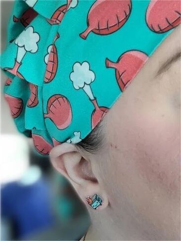 سلة المهملات النار أقراط مضحك ميمي القمامة حرق اللهب الأذن مسمار لطيف الكرتون الملونة الاكريليك مسمار Kawaii أقراط هيبوالرجينيك الفولاذ المقاوم للصدأ مجوهرات هدية عيد ميلاد للنساء الفتيات (قمامة النار أقراط) in Kuwait