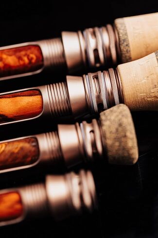 صنارة صيد السمك من Moonshine Rod Co. مع حقيبة حمل وقسم طرف قضيب إضافي، حركة بطيئة ومتوسطة وسريعة، 2-12 واط in Kuwait