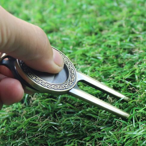 Golf Divot Repair Tool with Golf Club Skull Ball Marker Golf Gift for Golfer (Skull) in Kuwait