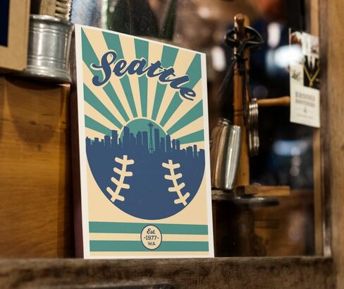 Seattle Mariners Vintage Baseball Poster (12x18) Vintage Sports Decor Unframed Wall Art Print Poster Home Decor Premium baseball bedroom decor man cave decor baseball poster vintage sport decor in Saudi Arabia