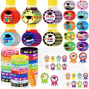 مجموعة هدايا حفلات التخرج من HOBBY HORSE مكونة من 120 قطعة تتضمن 30 ميدالية جائزة و30 سوارًا لتهنئة التخرج لرياض الأطفال و30 شارة و30 ملصقًا لحشو حقائب الهدايا الجيدة وهدايا حفلات ما قبل المدرسة in Kuwait