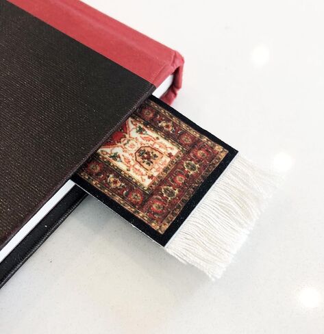 Set of 5 Rug Bookmarks, Colorful Carpet Book Marks for Reading, Miniature Oriental Style Design, Novelty Office Accessories in Kuwait